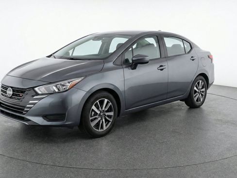 Used 2025 Nissan Versa SV FWD image 3