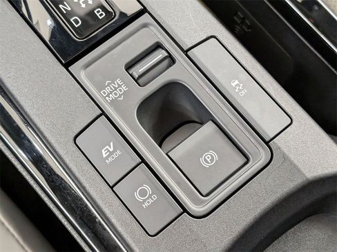 Used 2024 Toyota Prius Limited w/ Limited Premium Package image 29