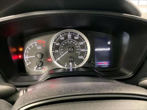 Certified 2022 Toyota Corolla LE FWD image 24