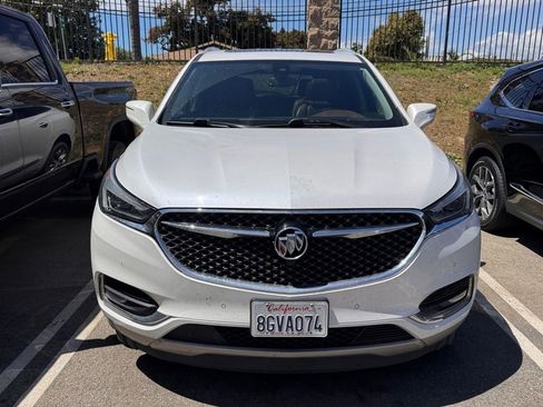 Used 2019 Buick Enclave Avenir w/ Avenir Technology Package image 2