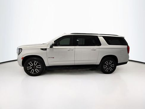 Used 2024 GMC Yukon XL AT4 w/ Max Trailering Package image 4
