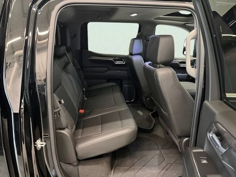 Certified 2023 Chevrolet Silverado 1500 LTZ w/ LTZ Premium Package AWD/4WD image 6