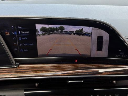 Used 2023 Cadillac Escalade Premium Luxury RWD image 15