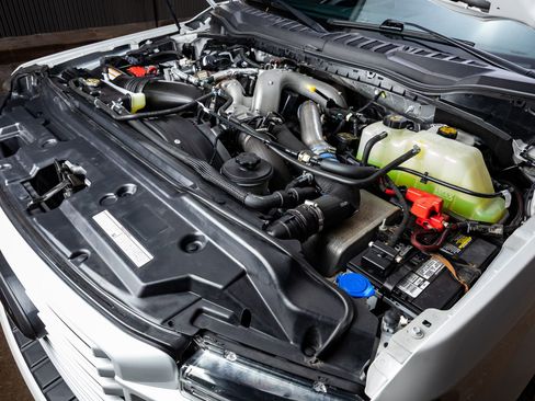 Used 2022 Ford F350 Platinum image 39