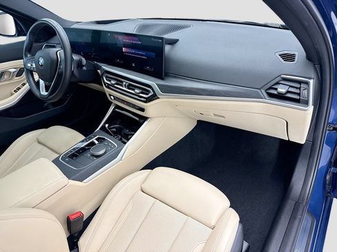 Used 2023 BMW 330i Sedan w/ Premium Package RWD image 16