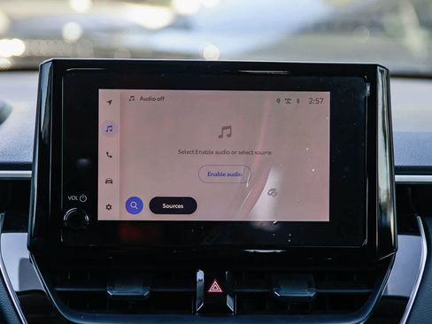 Used 2024 Toyota Corolla Cross LE image 14