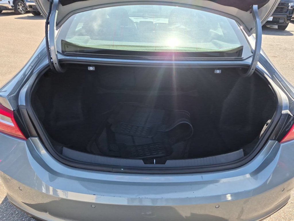 Used 2024 Chevrolet Malibu LT FWD image 26
