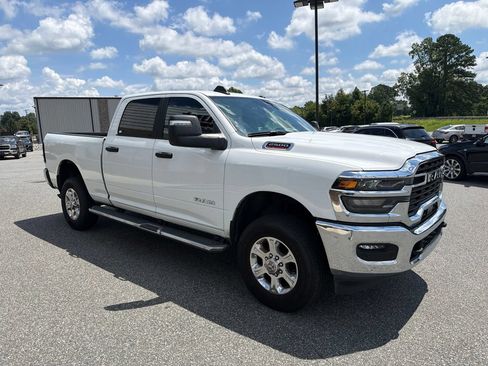 Used 2026 RAM 2500 Big Horn AWD/4WD image 11