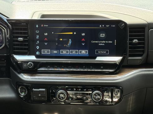 Used 2025 Chevrolet Silverado 1500 RST AWD/4WD image 30