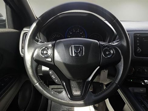 Used 2019 Honda HR-V Sport image 13