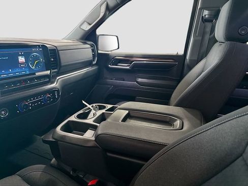 Used 2023 Chevrolet Silverado 1500 LT Trail Boss w/ LPO, Dark Essentials Package AWD/4WD image 24