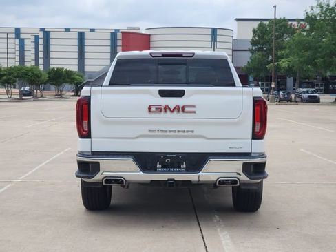 Used 2022 GMC Sierra 1500 SLT AWD/4WD image 6