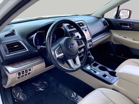 Used 2016 Subaru Outback 2.5i Limited AWD/4WD image 16