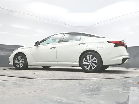 Used 2021 Nissan Altima 2.5 S image 30
