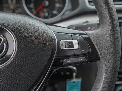 Used 2017 Volkswagen Passat 1.8T S image 27