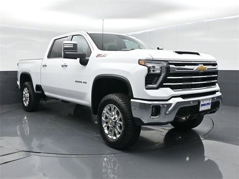 Used 2024 Chevrolet Silverado 2500 LTZ w/ LTZ Plus Package image 1