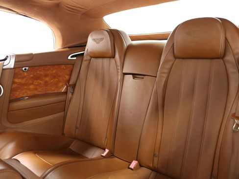 Used 2013 Bentley Continental GT image 3
