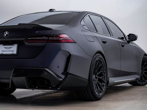 Used 2026 BMW M5 w/ Executive Package image 11