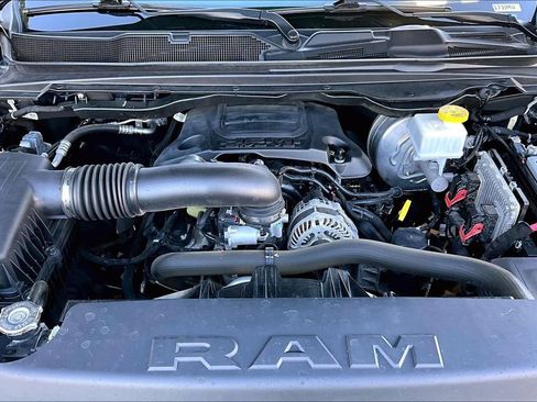 Used 2022 RAM 1500 Limited w/ Body-Colour Bumper Group image 29