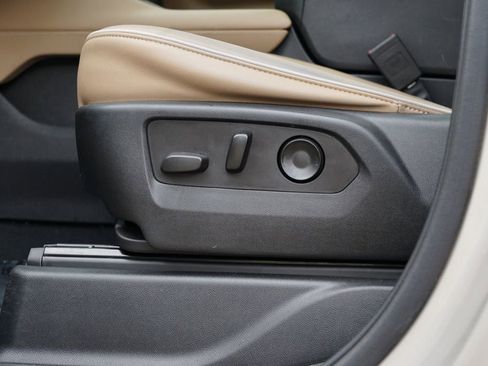 Used 2023 Chevrolet Tahoe Premier image 15