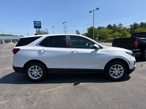 Used 2023 Chevrolet Equinox LT AWD/4WD image 9