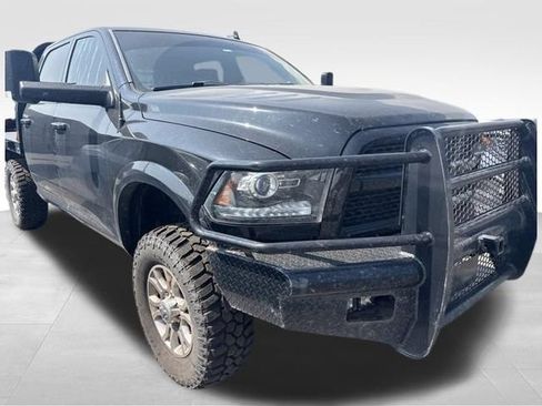 Used 2017 RAM 2500 Laramie w/ Sport Appearance Group AWD/4WD image 8
