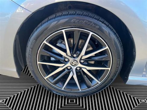 Certified 2023 Toyota Camry SE image 11