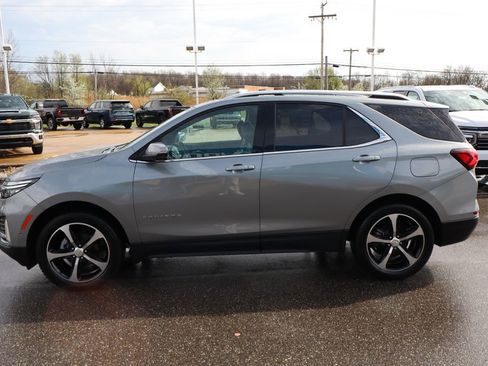 Used 2023 Chevrolet Equinox Premier image 30