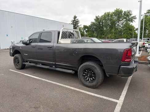 Used 2025 RAM 3500 Laramie w/ Towing Technology Group AWD/4WD image 7
