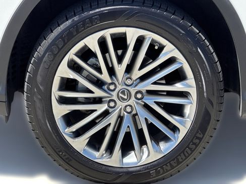 Used 2021 Lexus RX 450h AWD w/ Luxury Package image 13