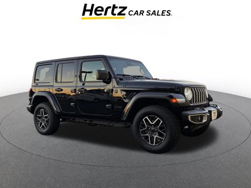 Used 2025 Jeep Wrangler Sahara image 1