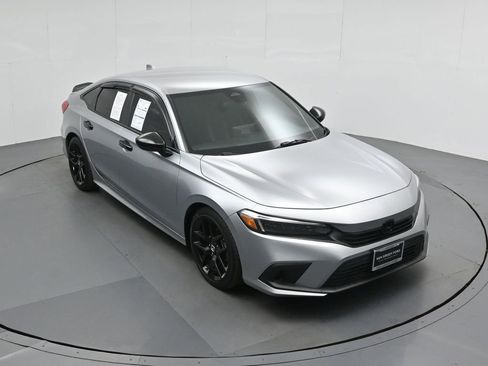 Used 2024 Honda Civic Sport image 38