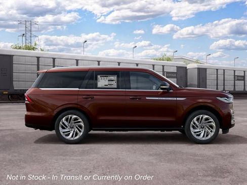New 2027 Lincoln Navigator Reserve AWD/4WD image 5