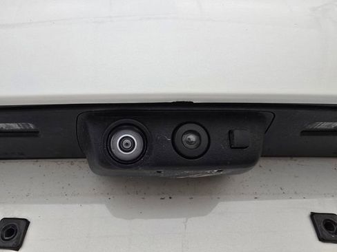 Used 2021 Cadillac Escalade Sport w/ Driver Assist Tech Package AWD/4WD image 9