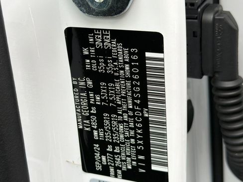Certified 2025 Kia Sportage X-Line w/ Premium Package AWD/4WD image 38