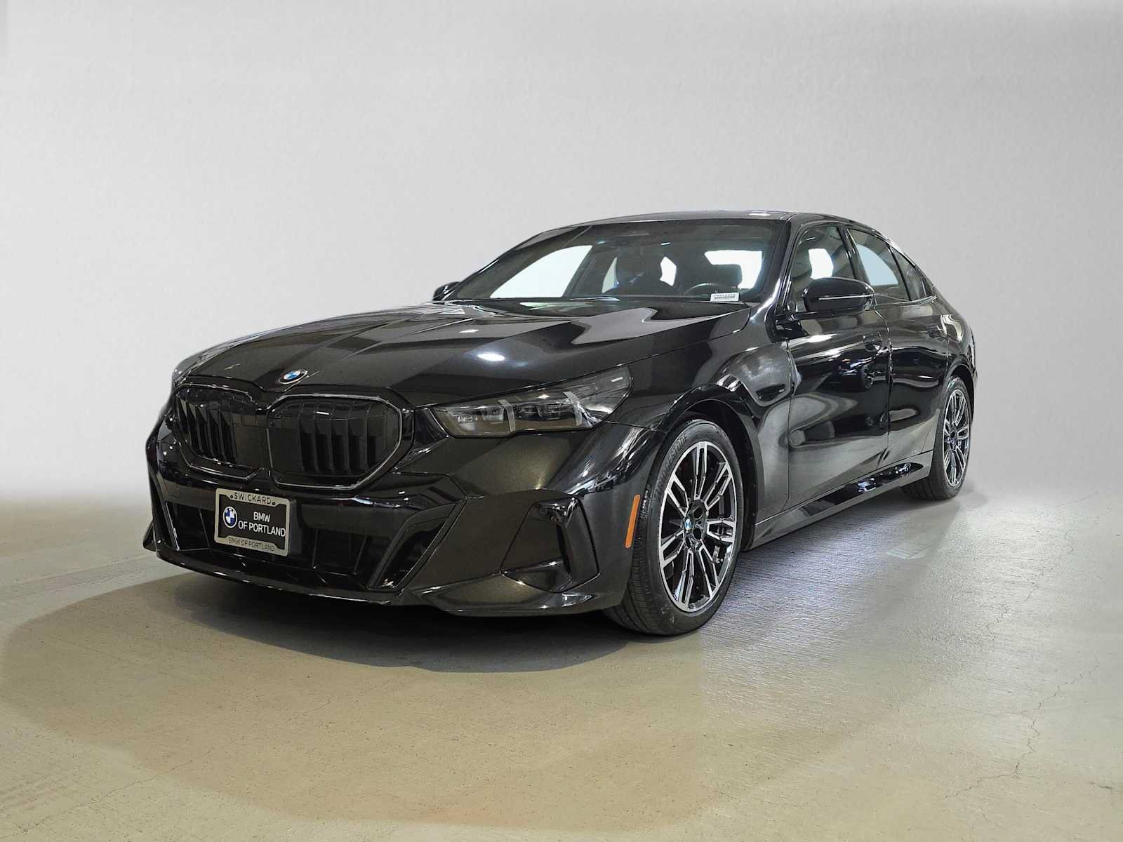 Used 2026 BMW 540i xDrive AWD/4WD image 7