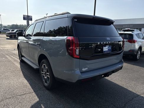 New 2026 Ford Expedition Active AWD/4WD image 5