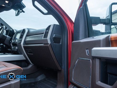 Used 2020 Ford F250 King Ranch w/ King Ranch Ultimate Package AWD/4WD image 39