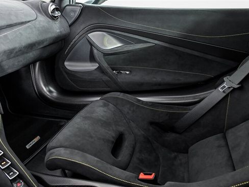 Used 2022 McLaren 765LT RWD image 49