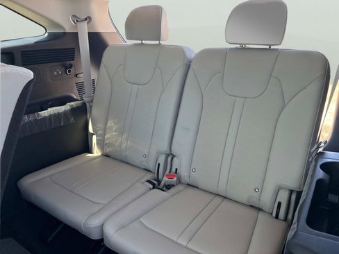 New 2025 Kia Sorento S w/ Panoramic Sunroof Package image 18