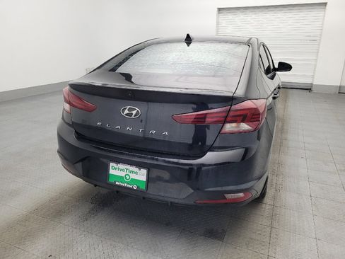Used 2019 Hyundai Elantra SEL FWD image 7