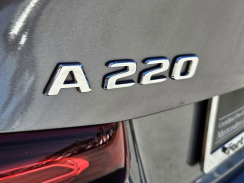 Certified 2022 Mercedes-Benz A 220 image 20