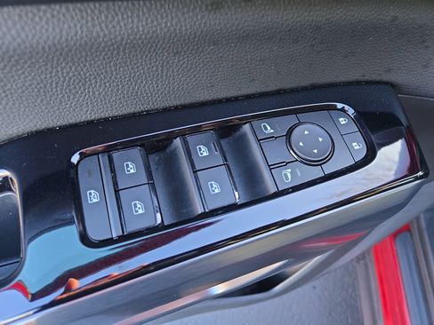 Used 2023 Nissan Pathfinder SL w/ SL Premium Package image 15