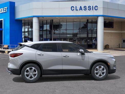 New 2026 Chevrolet Blazer LT image 5