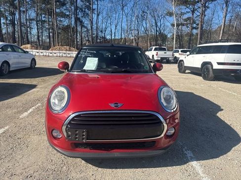 Used 2018 MINI Cooper Convertible image 2