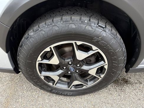 Used 2019 Subaru Crosstrek 2.0i Premium image 9