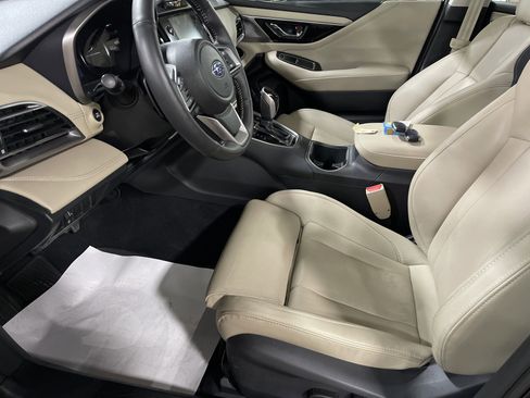 Used 2025 Subaru Legacy Limited image 10