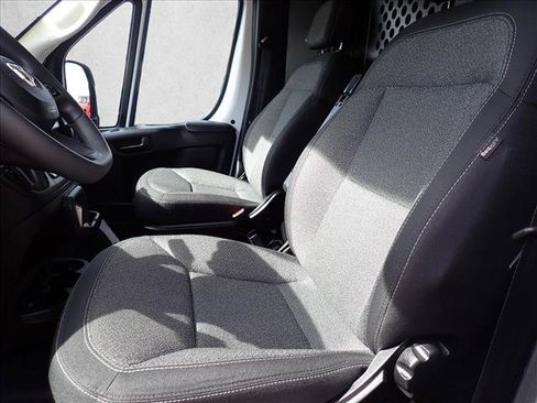 Used 2025 RAM ProMaster 2500 w/ U-Haul Equipment Group FWD image 13