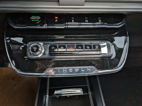 New 2026 Lincoln Corsair Premiere image 22