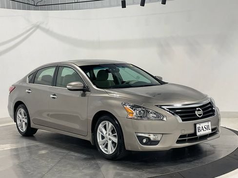 Used 2013 Nissan Altima 2.5 SV w/ 2.5SV Convenience Pkg FWD image 40